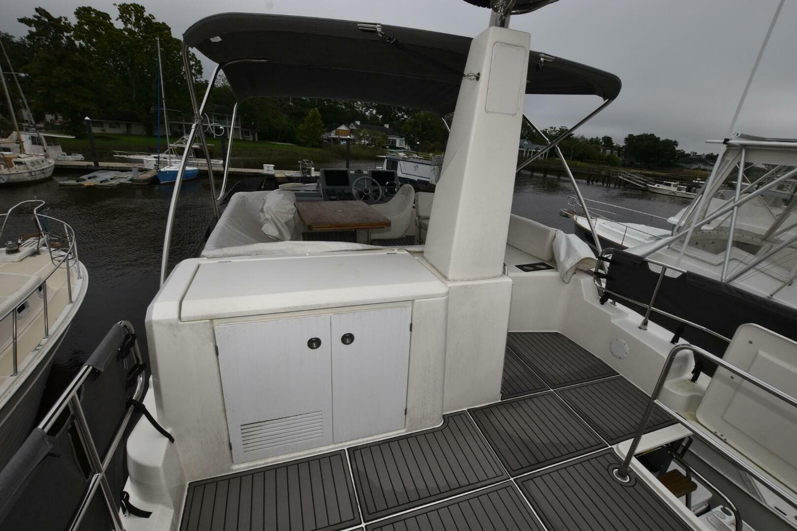 2023 Beneteau Swift Trawler 41 Fly — photo 37