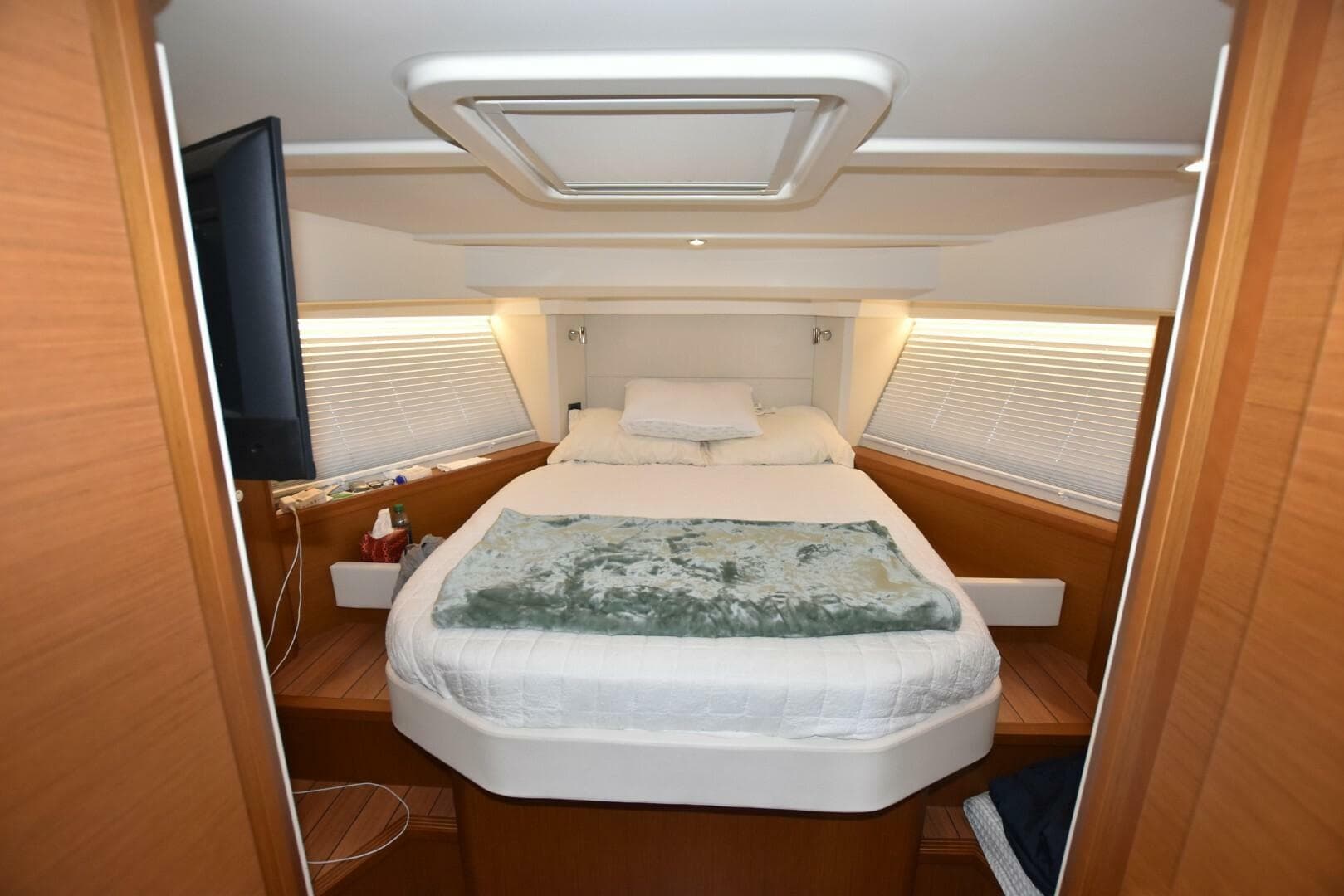 2023 Beneteau Swift Trawler 41 Fly — photo 4