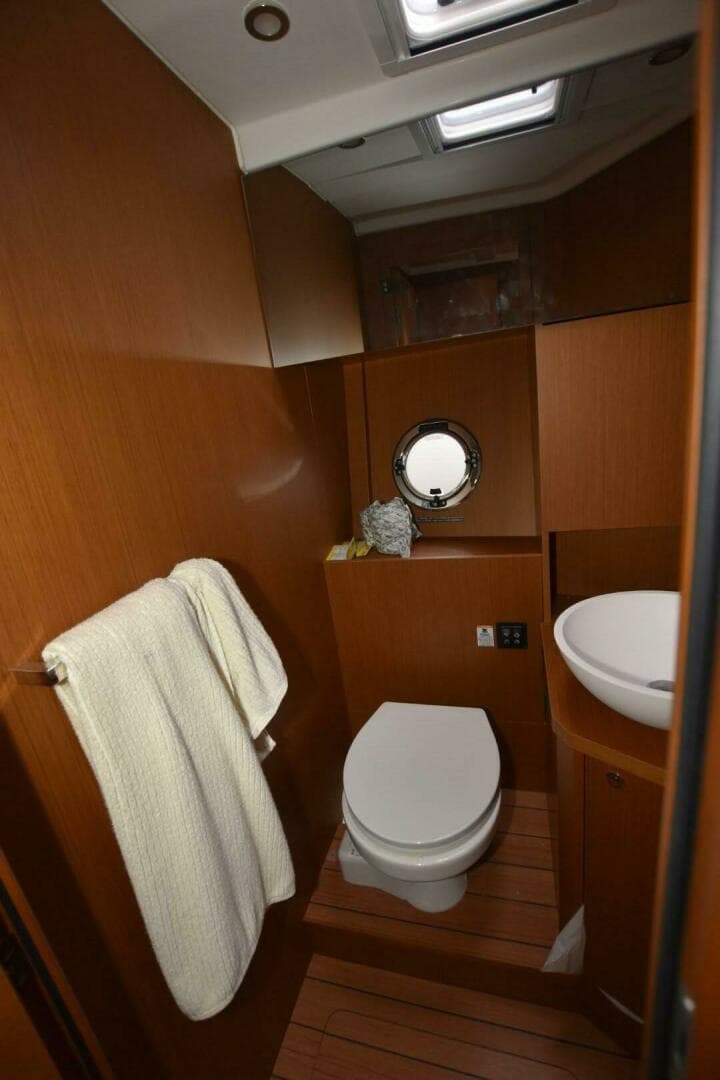 2023 Beneteau Swift Trawler 41 Fly — photo 6