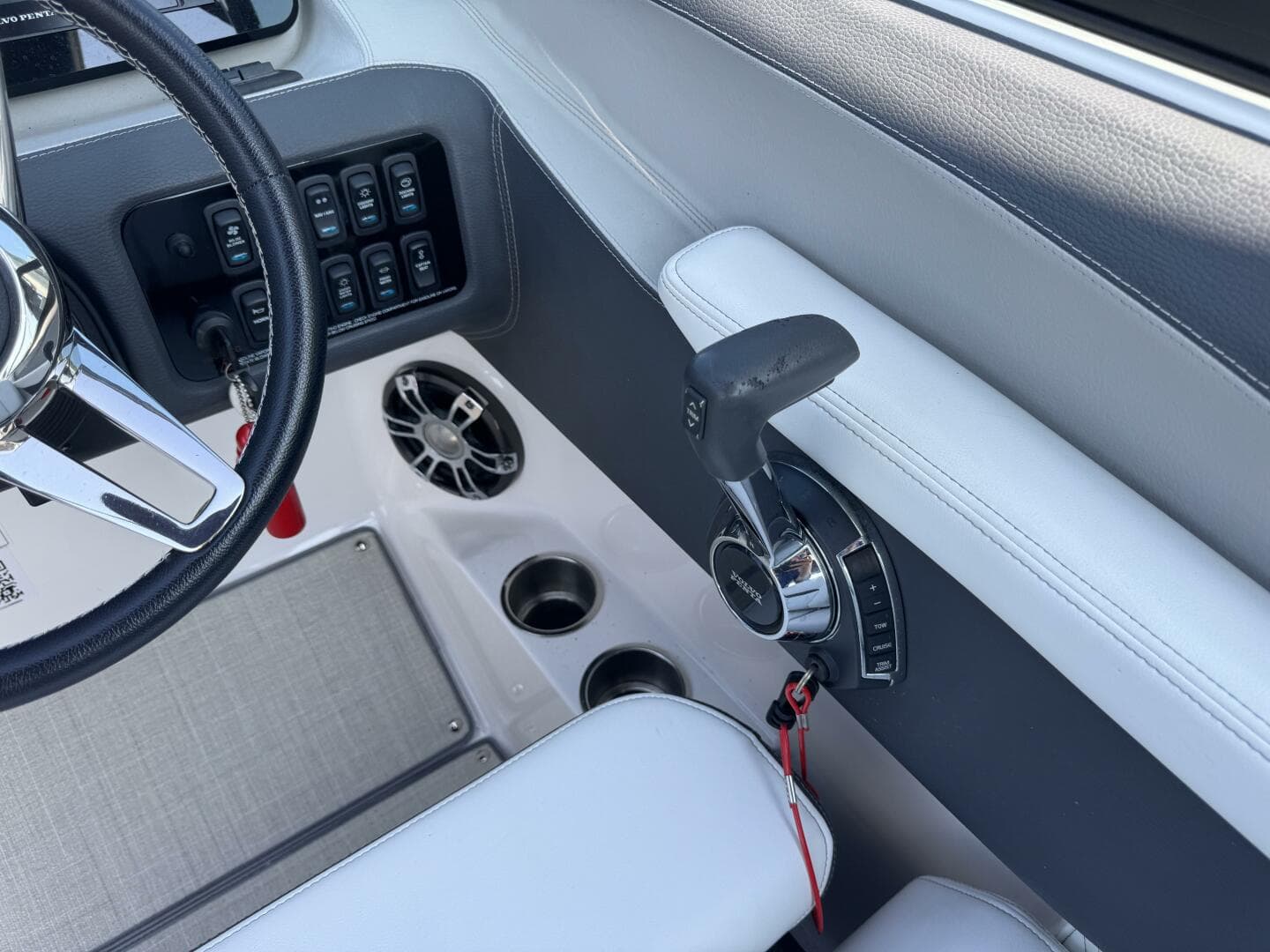 2020 Regal LS 6 — photo 16