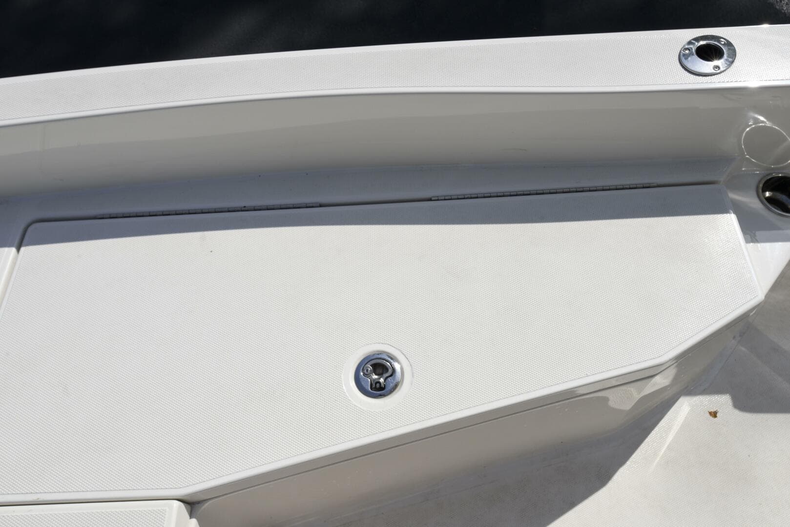 2022 Ranger 2360 — photo 54