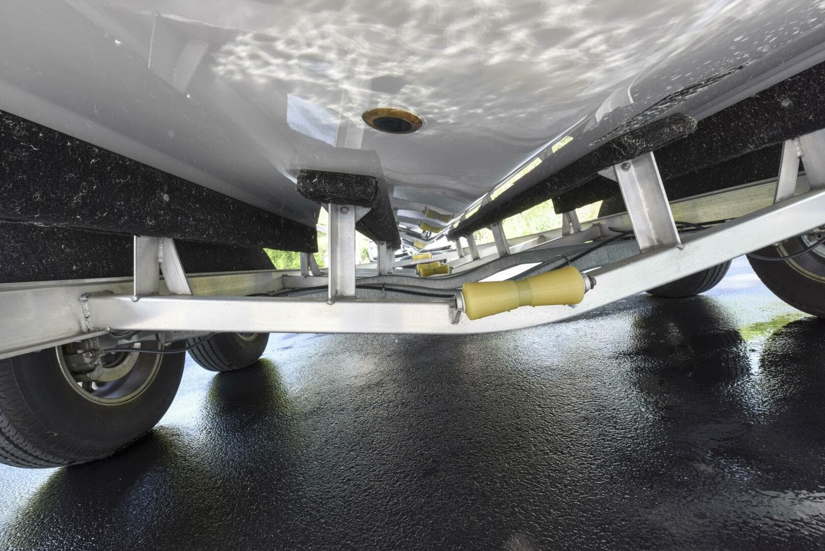 2022 Ranger 2360 — photo 86