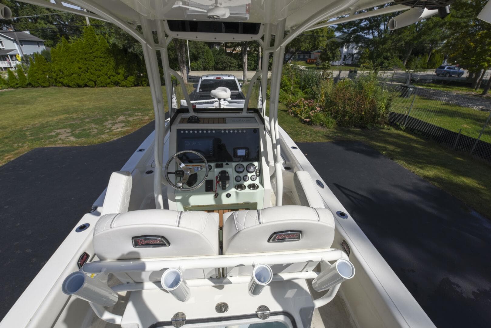 2022 Ranger 2360 — photo 5