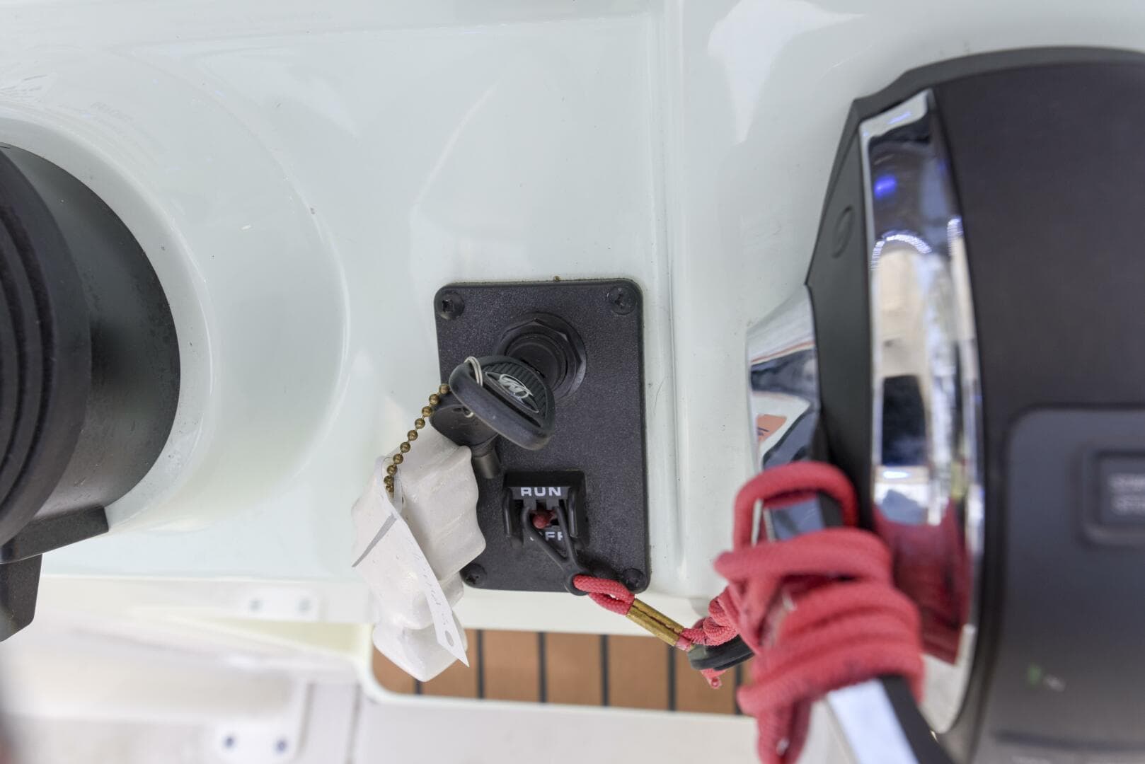 2022 Ranger 2360 — photo 33