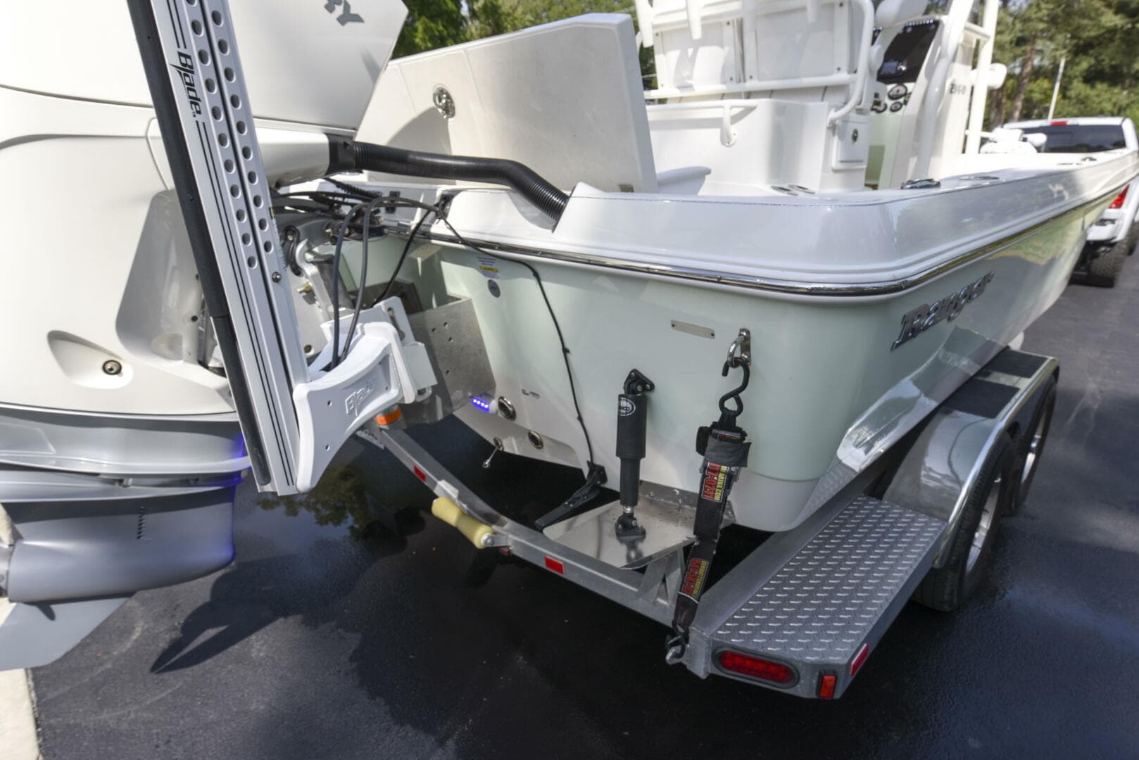 2022 Ranger 2360 — photo 79