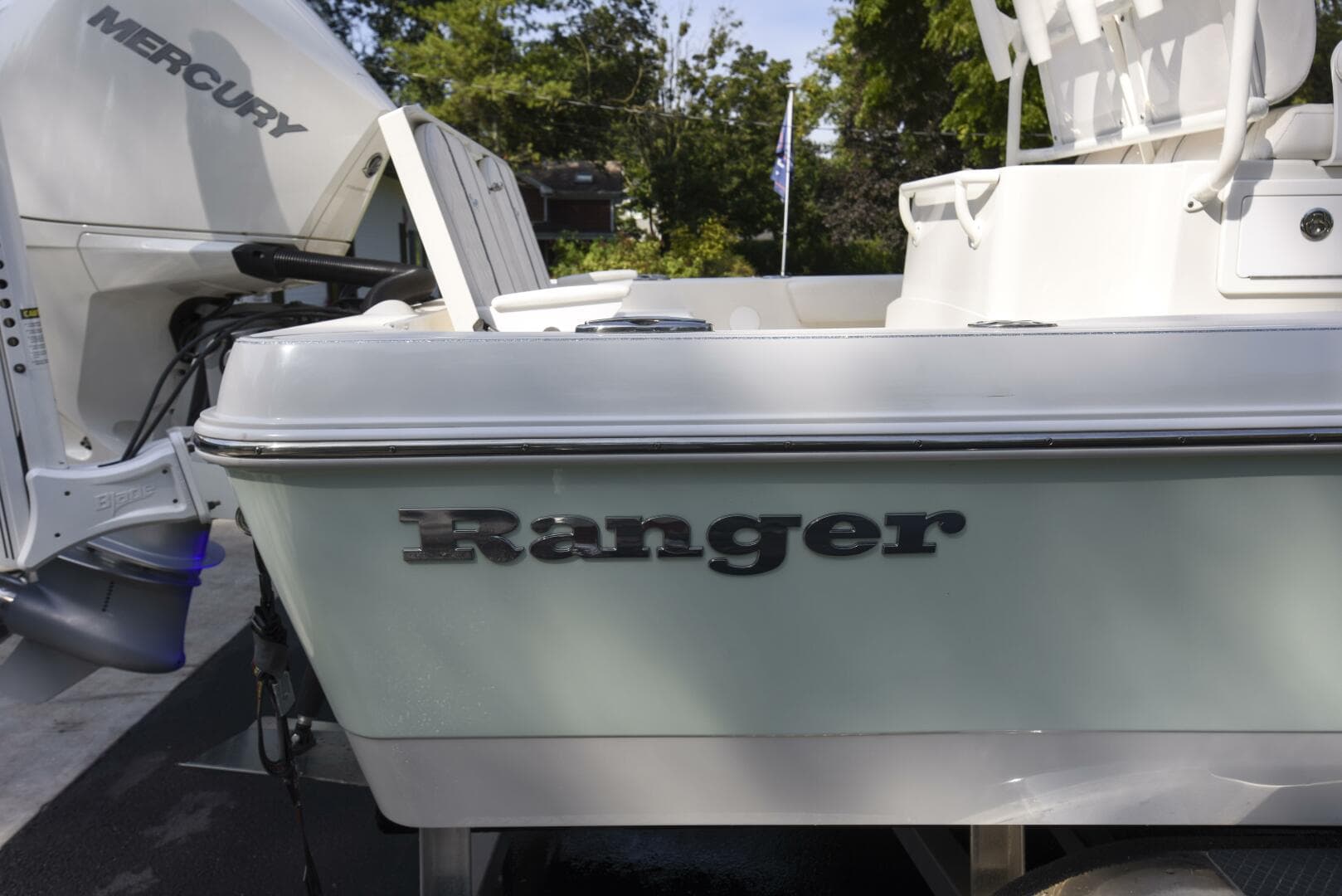 2022 Ranger 2360 — photo 40