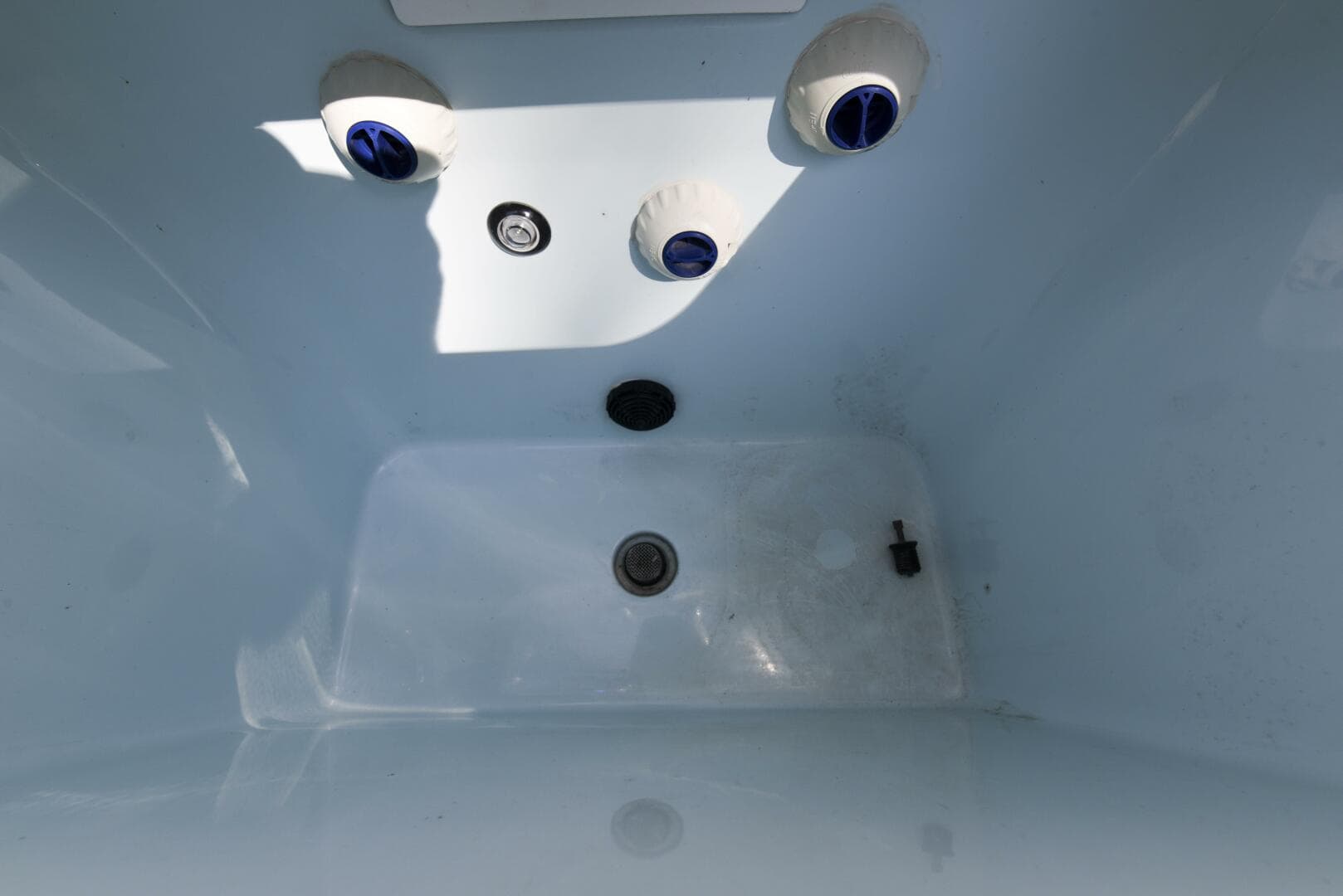 2022 Ranger 2360 — photo 68