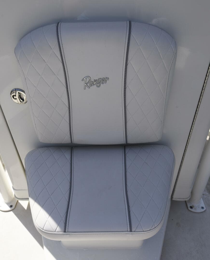 2022 Ranger 2360 — photo 59