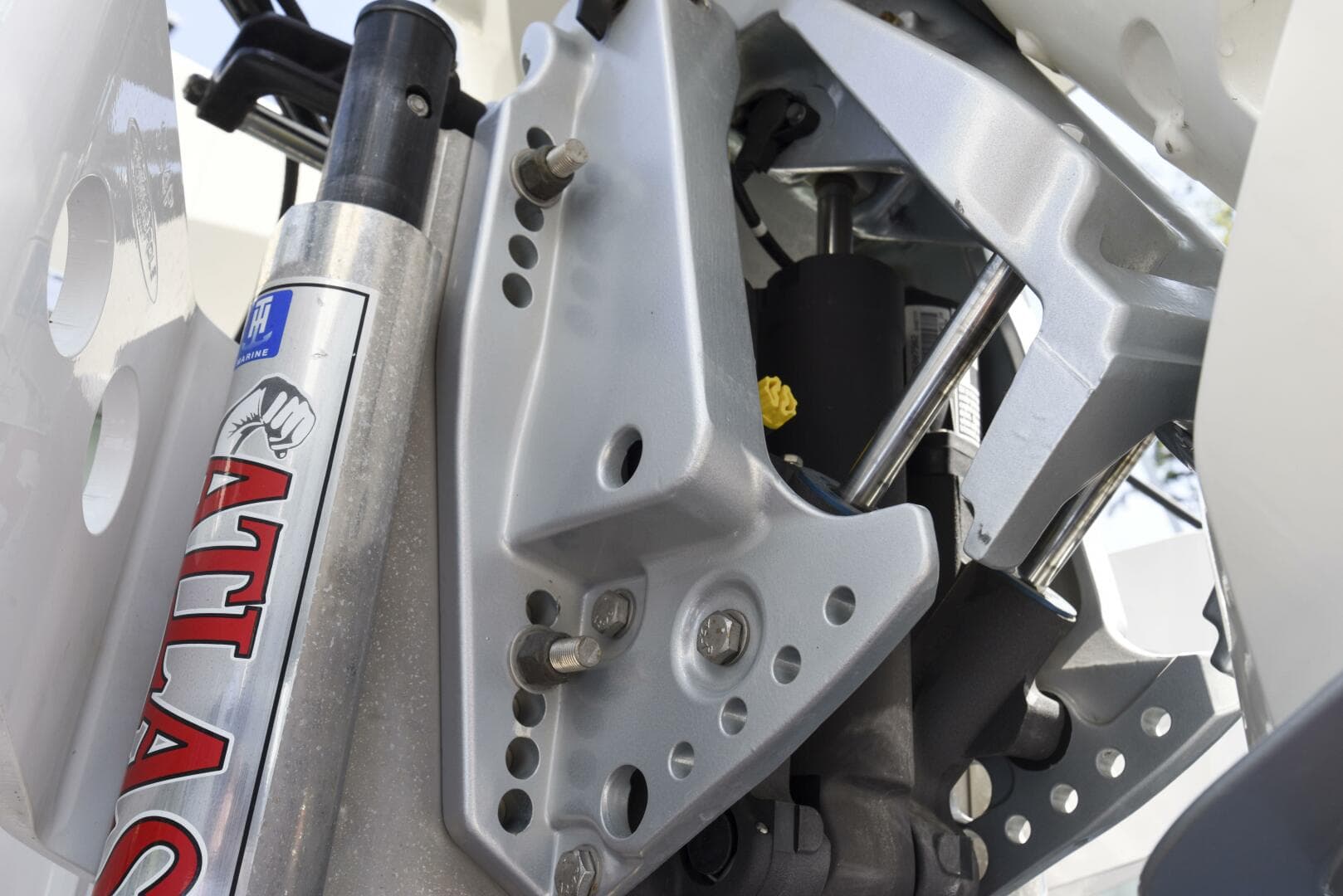 2022 Ranger 2360 — photo 45