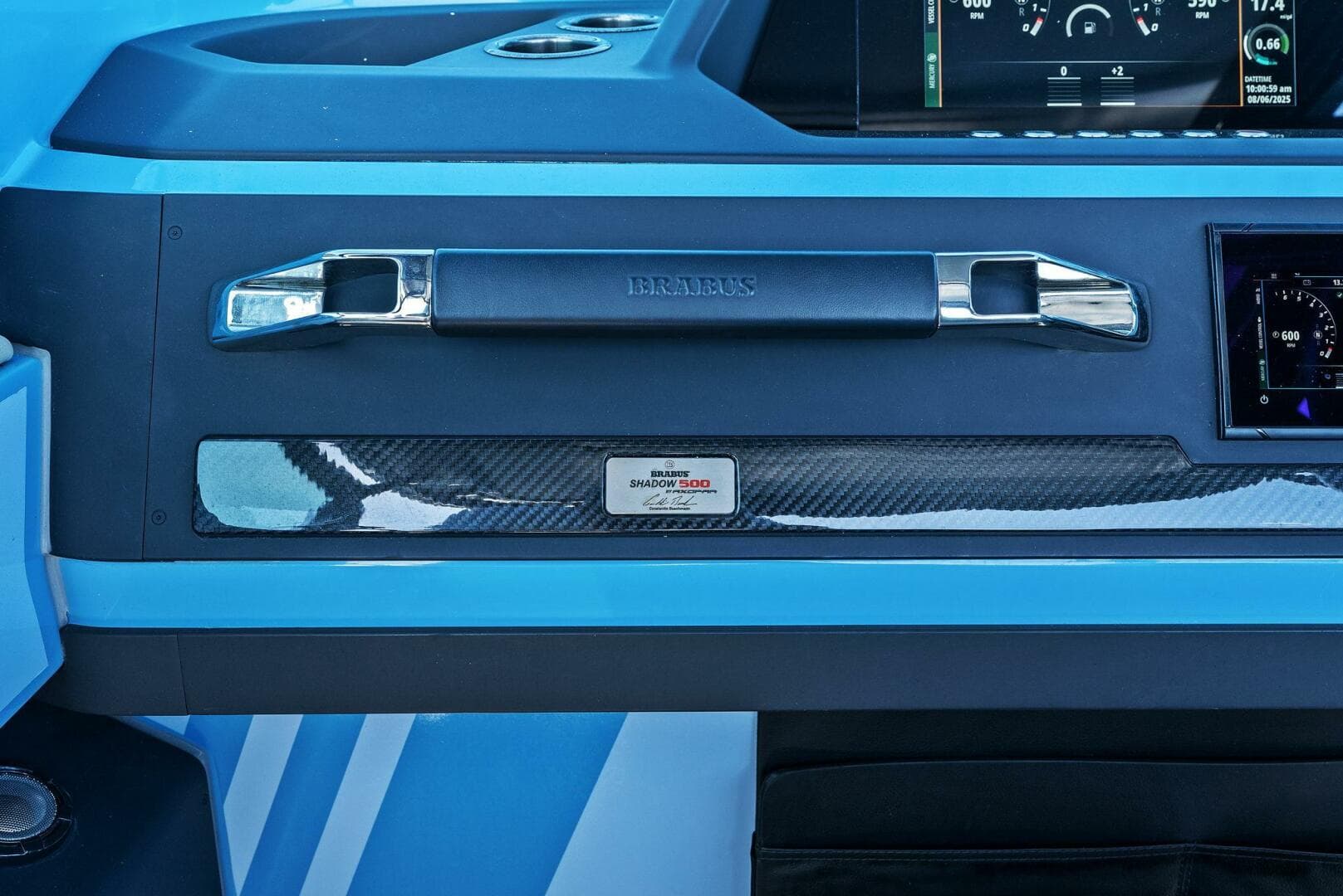 2022 Axopar Brabus Shadow 500 Tt — photo 10