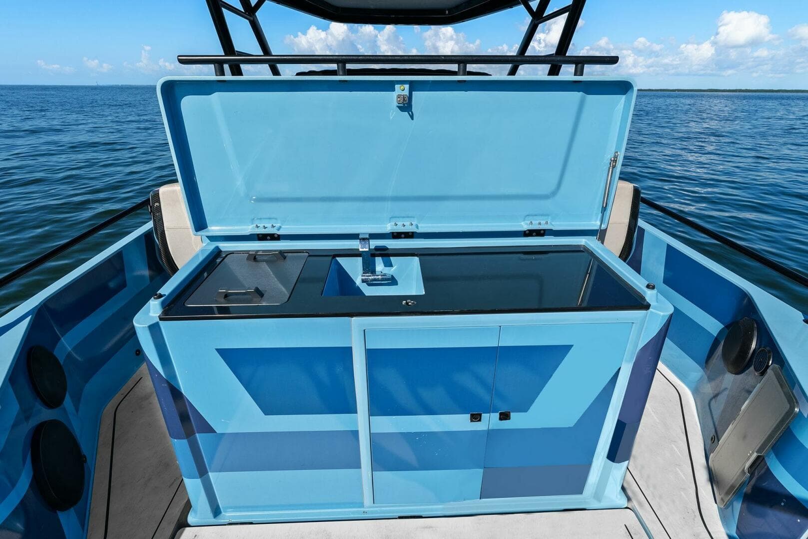 2022 Axopar Brabus Shadow 500 Tt — photo 26