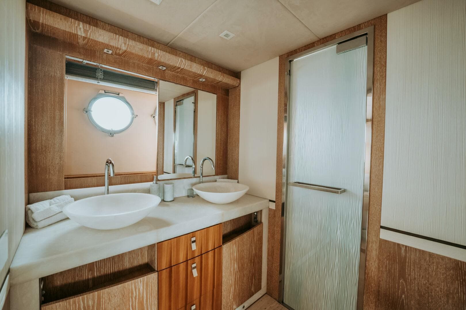 2013 Monte Carlo Yachts — photo 9