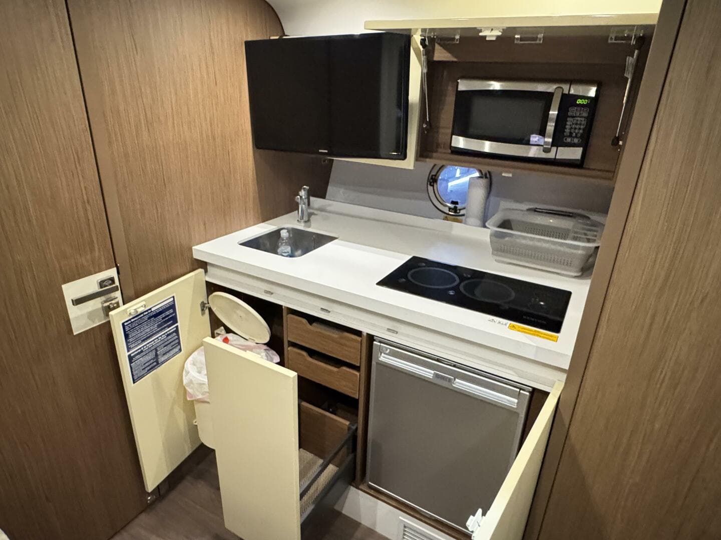 2016 Beneteau Gran Turismo 40 — photo 29