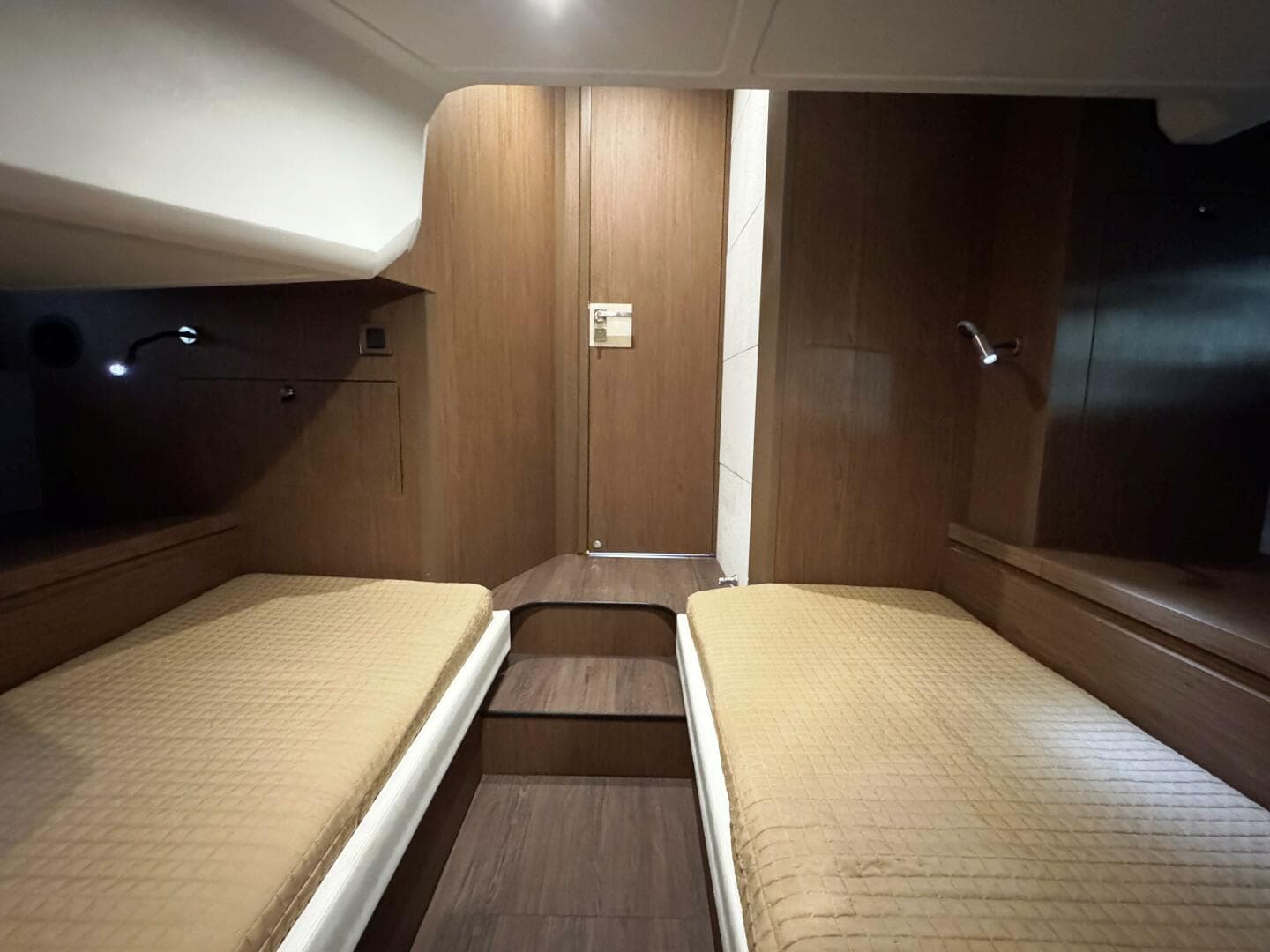 2016 Beneteau Gran Turismo 40 — photo 34