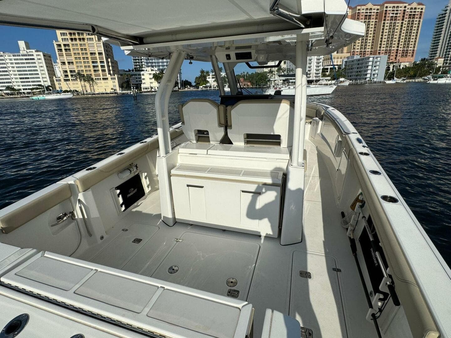 2020 Pursuit S328 — photo 9