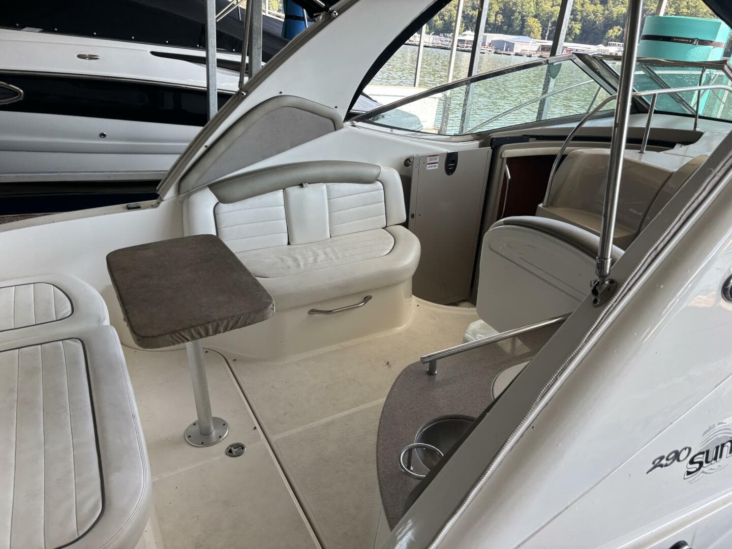 2008 Sea Ray 290 Sundancer — photo 95