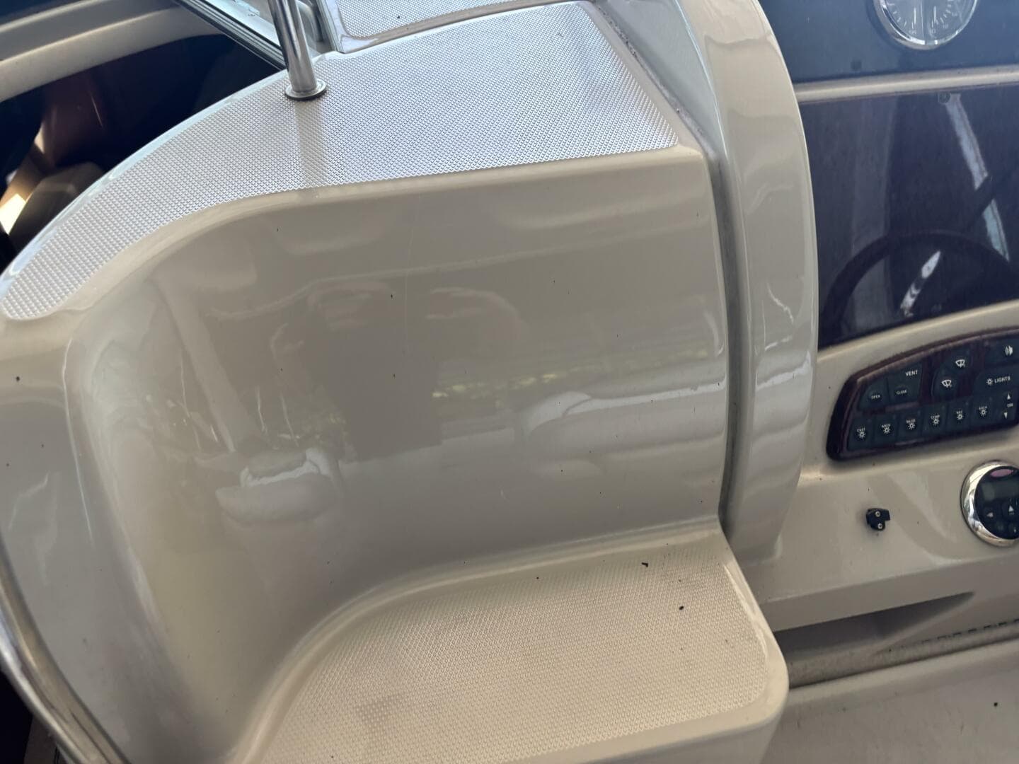 2008 Sea Ray 290 Sundancer — photo 34