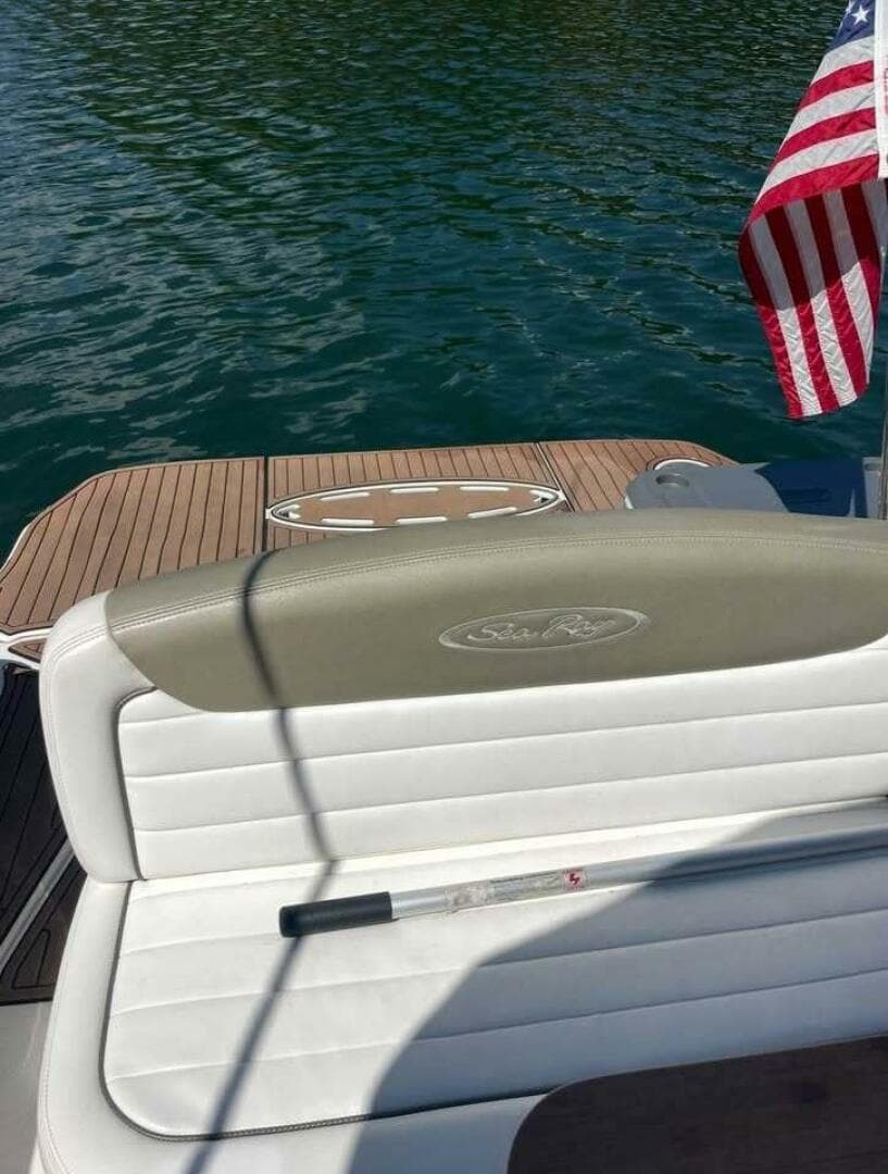 2008 Sea Ray 290 Sundancer — photo 14