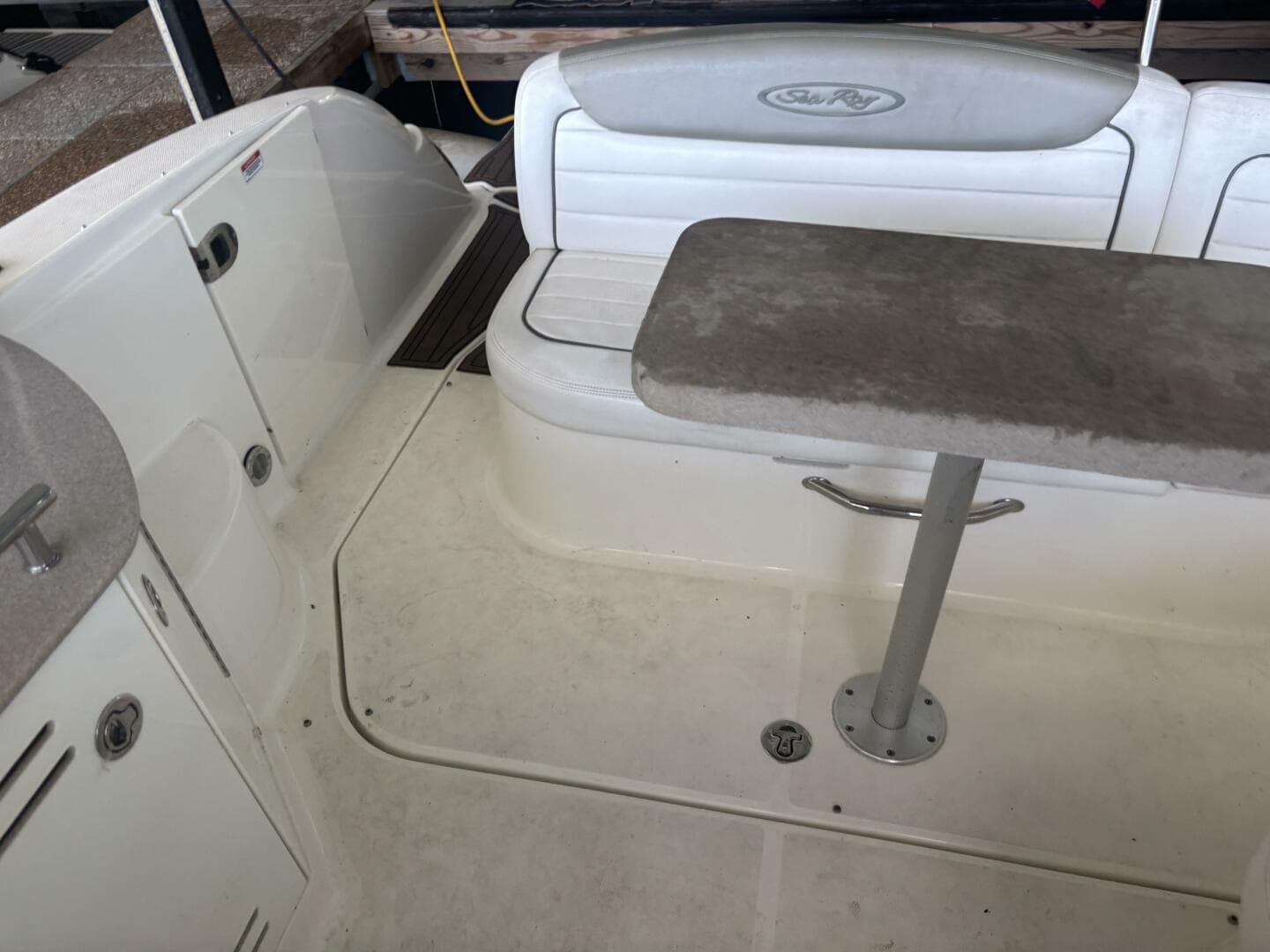 2008 Sea Ray 290 Sundancer — photo 44