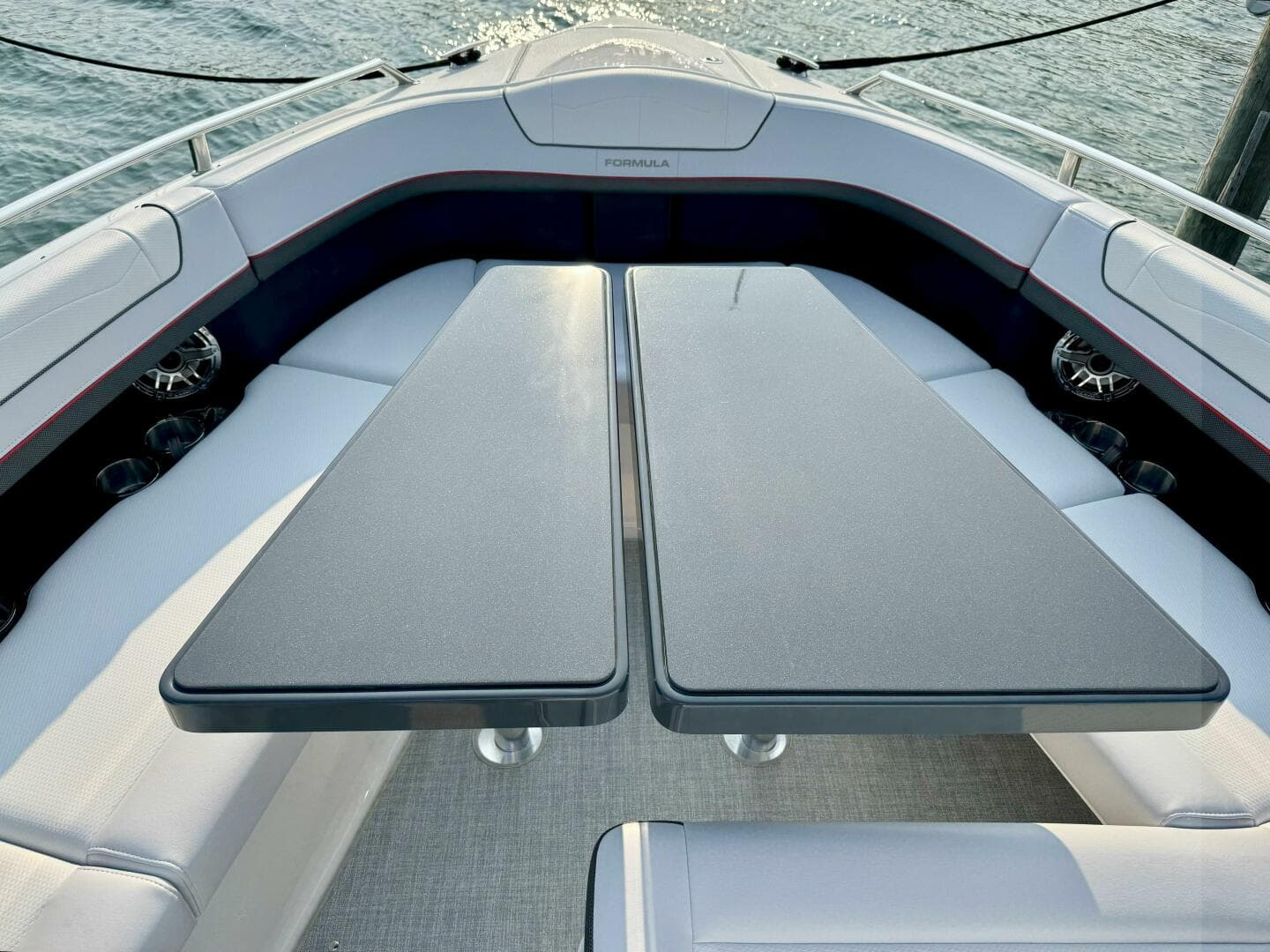 2024 Formula 350 Crossover Bowrider — photo 39