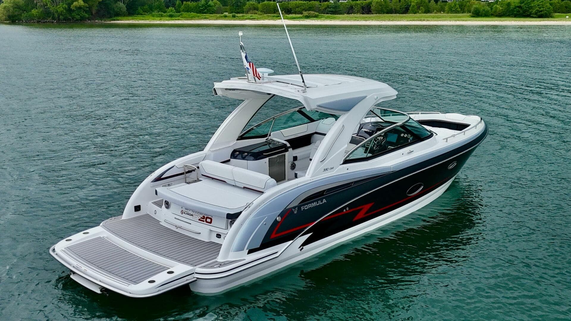 2024 Formula 350 Crossover Bowrider — photo 17