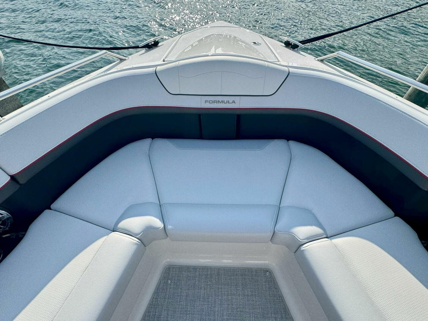 2024 Formula 350 Crossover Bowrider — photo 41