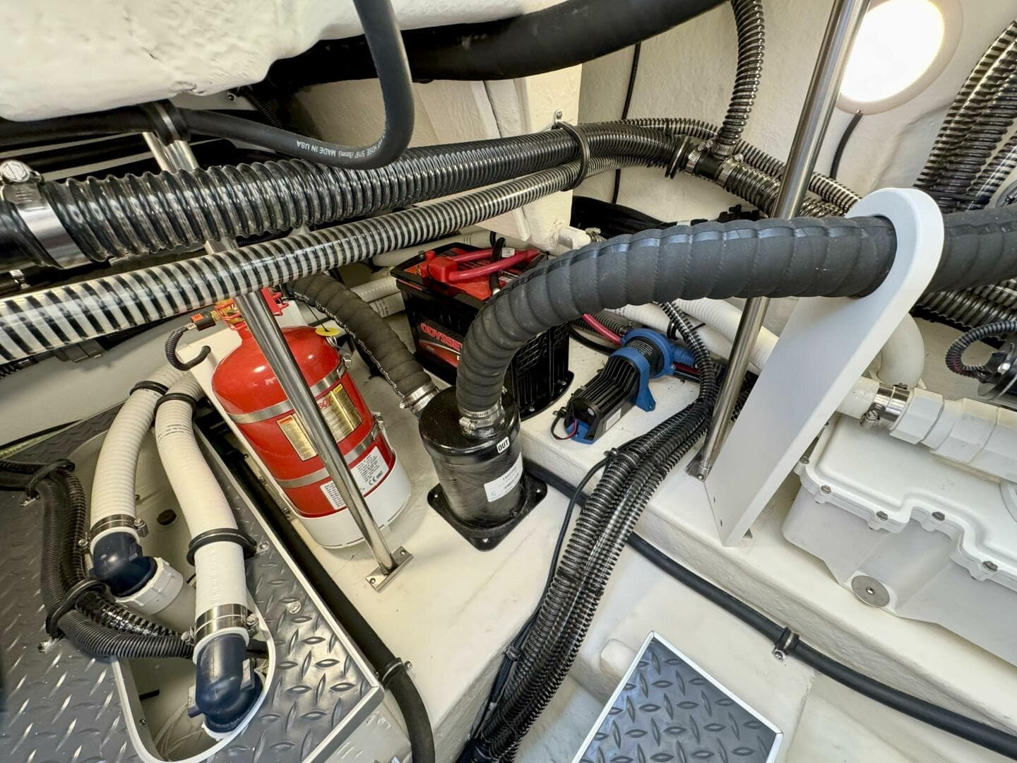 2024 Formula 350 Crossover Bowrider — photo 67