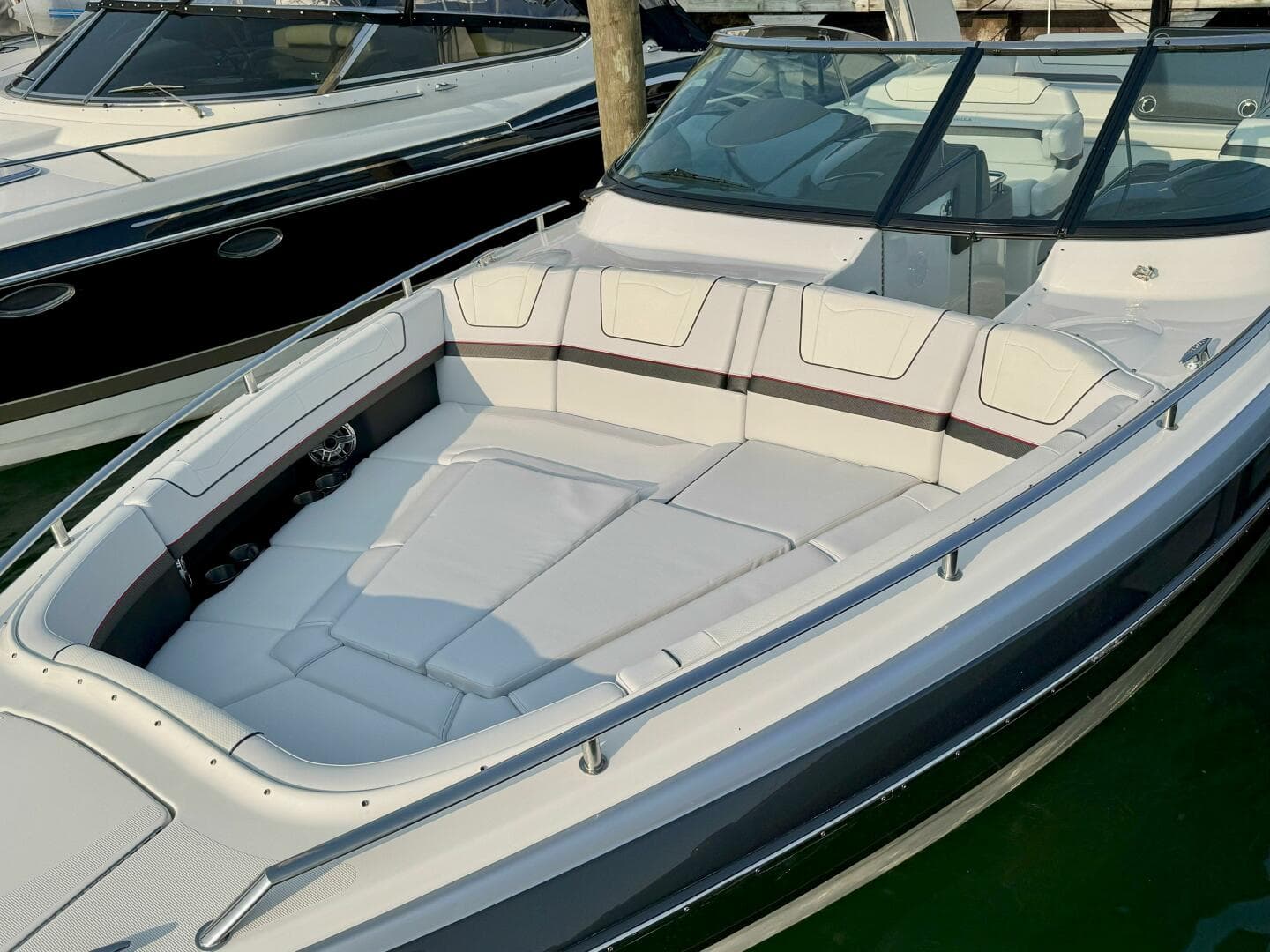 2024 Formula 350 Crossover Bowrider — photo 45