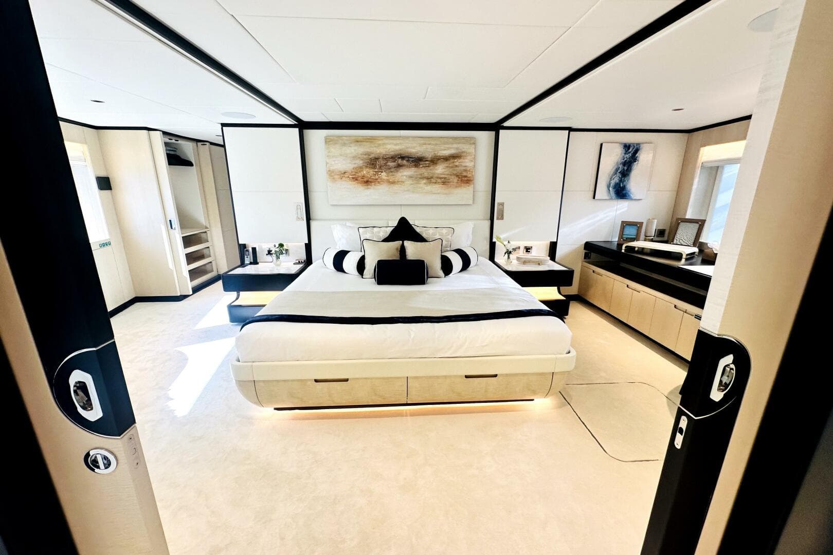 2024 Majesty Yachts 120 — photo 48