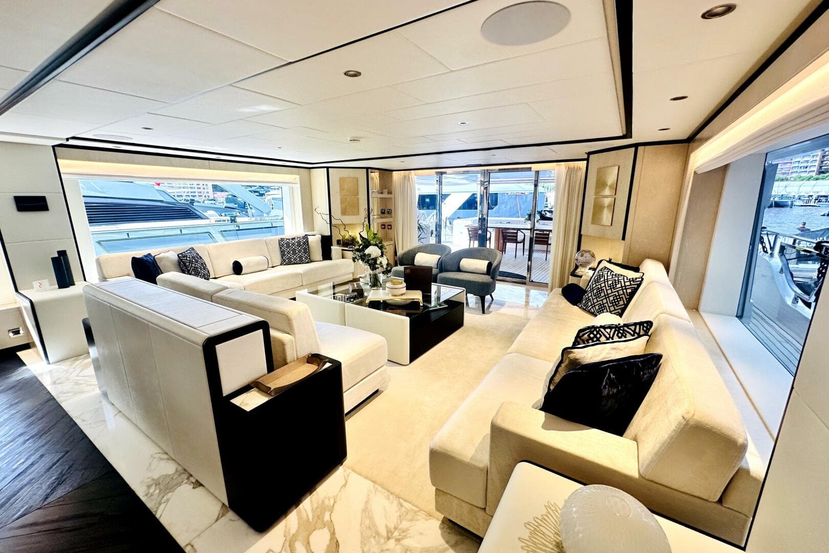 2024 Majesty Yachts 120 — photo 10