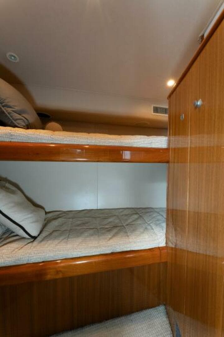 2009 Viking 45 Open — photo 13