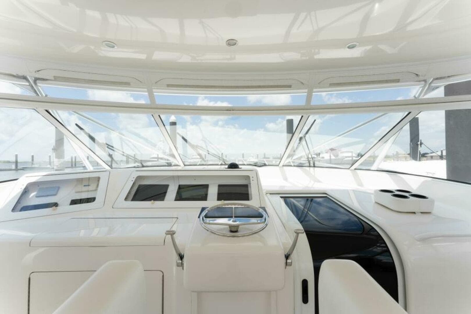2009 Viking 45 Open — photo 2