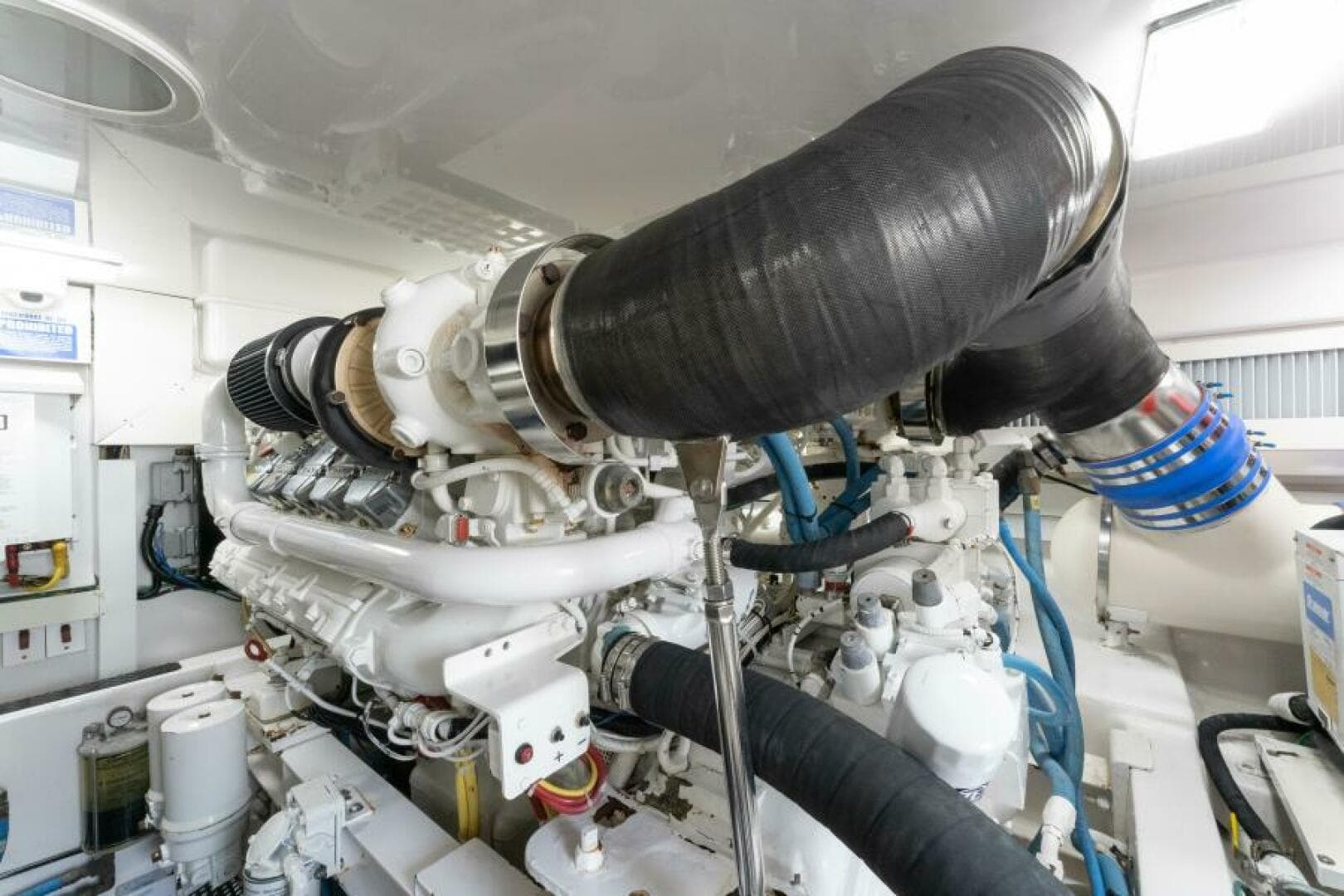 2009 Viking 45 Open — photo 19