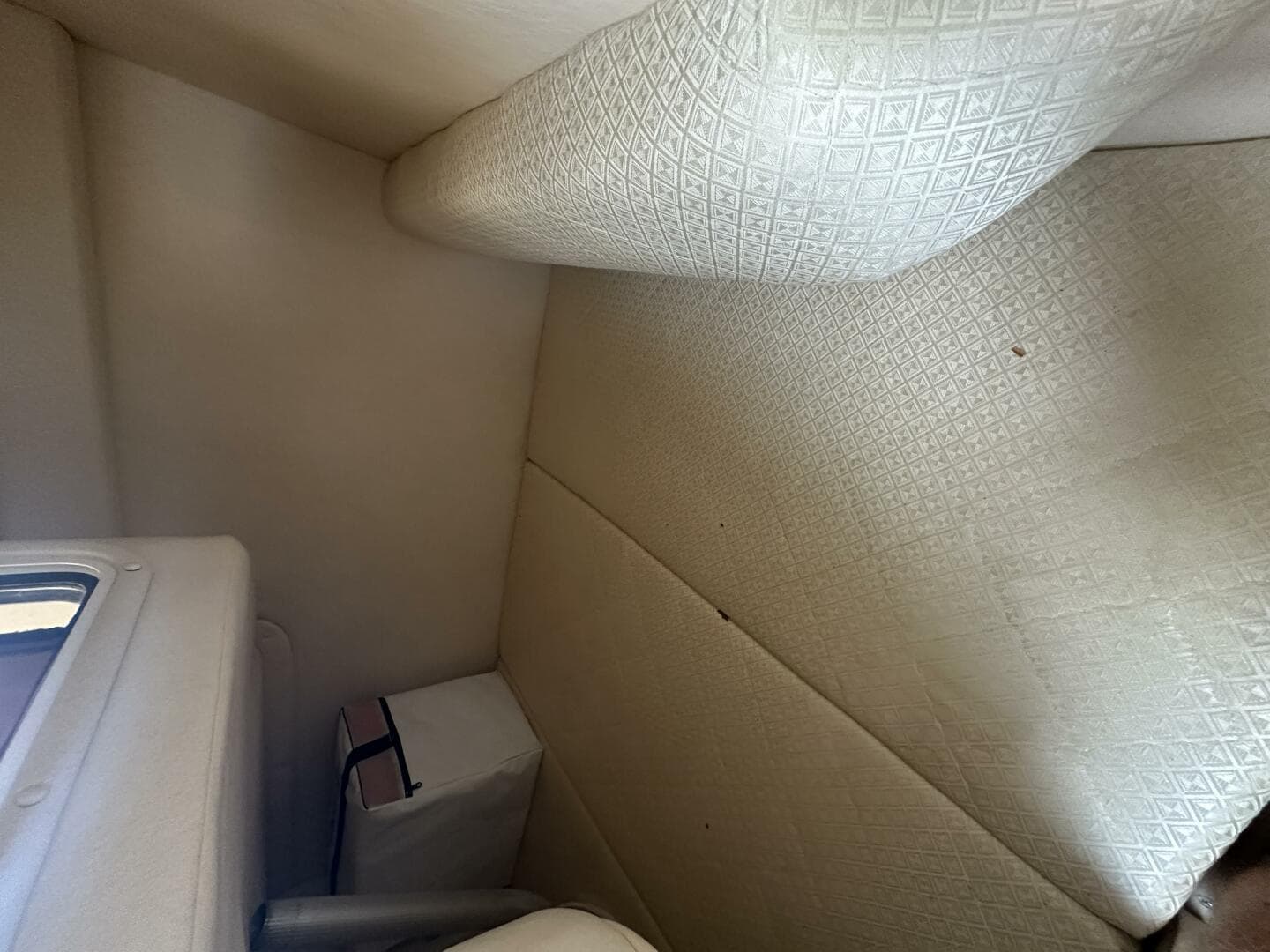 2004 Sea Ray — photo 8