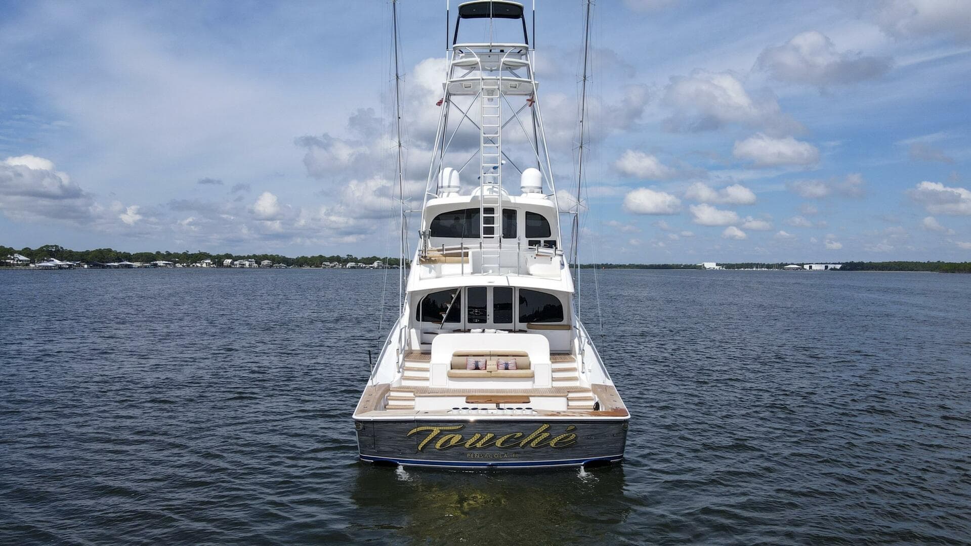 2016 Viking 92 Enclosed Bridge — photo 92