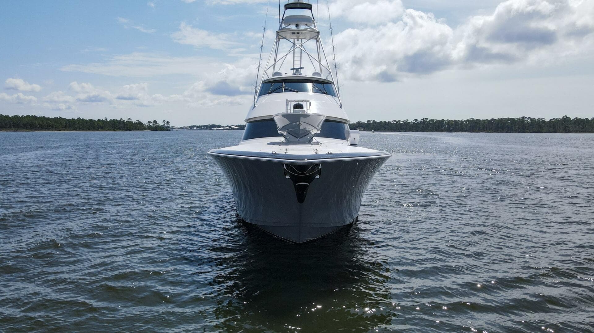 2016 Viking 92 Enclosed Bridge — photo 88