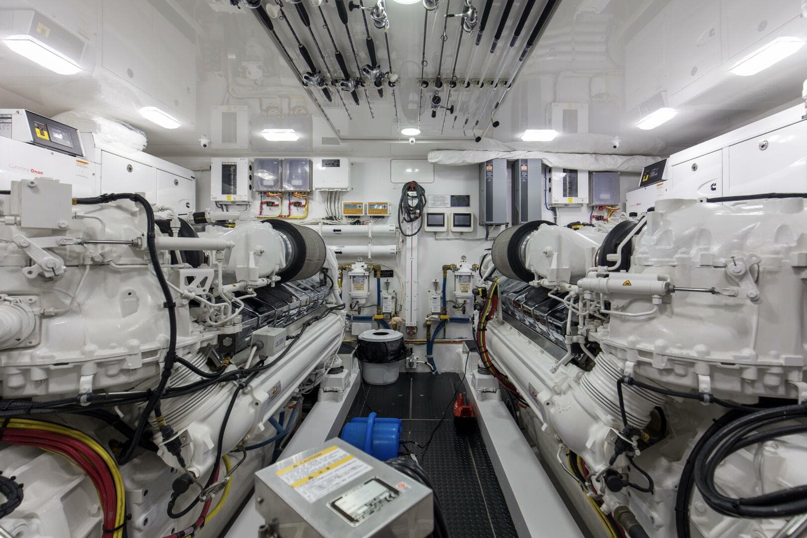 2016 Viking 92 Enclosed Bridge — photo 79