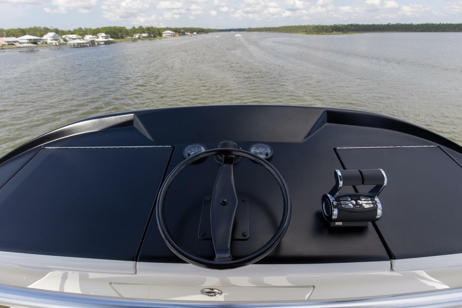 2016 Viking 92 Enclosed Bridge — photo 58