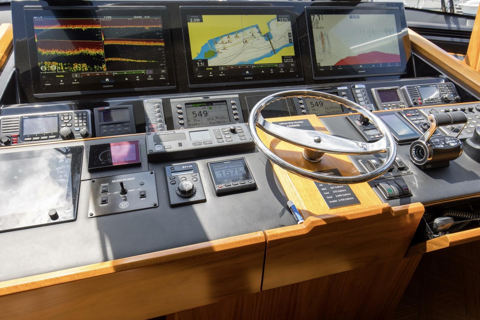 2016 Viking 92 Enclosed Bridge — photo 49