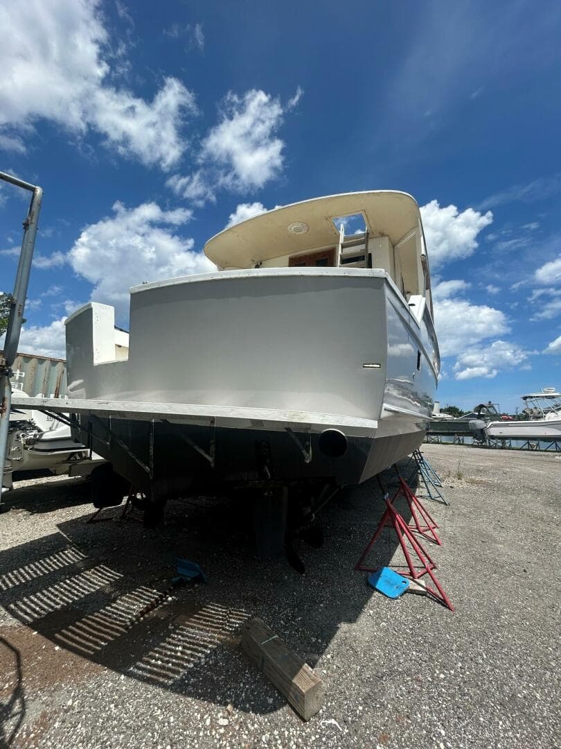 1983 Hatteras — photo 7