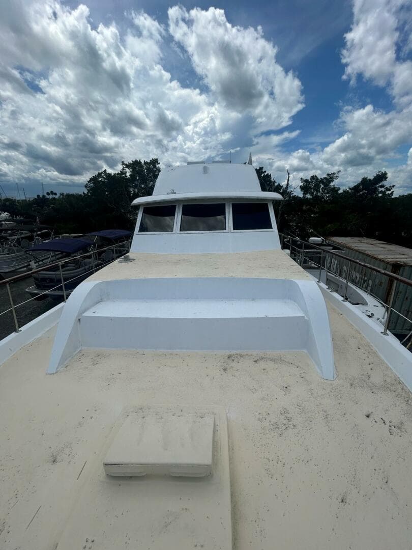 1983 Hatteras — photo 11