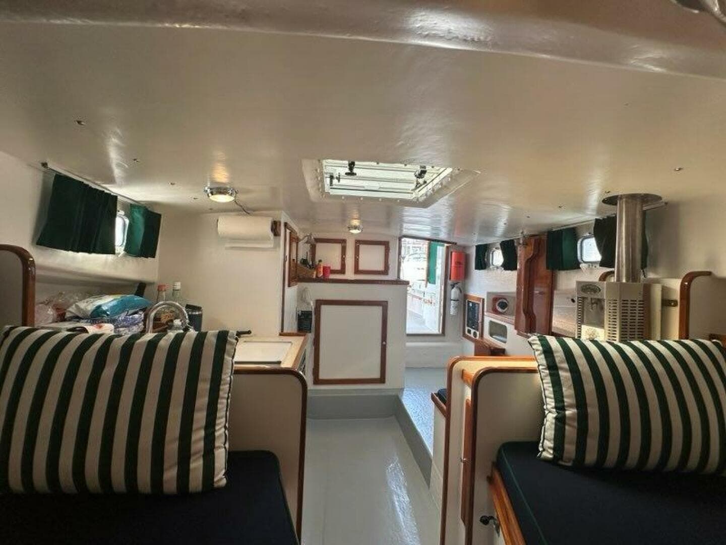 1987 Holland 32 — photo 33