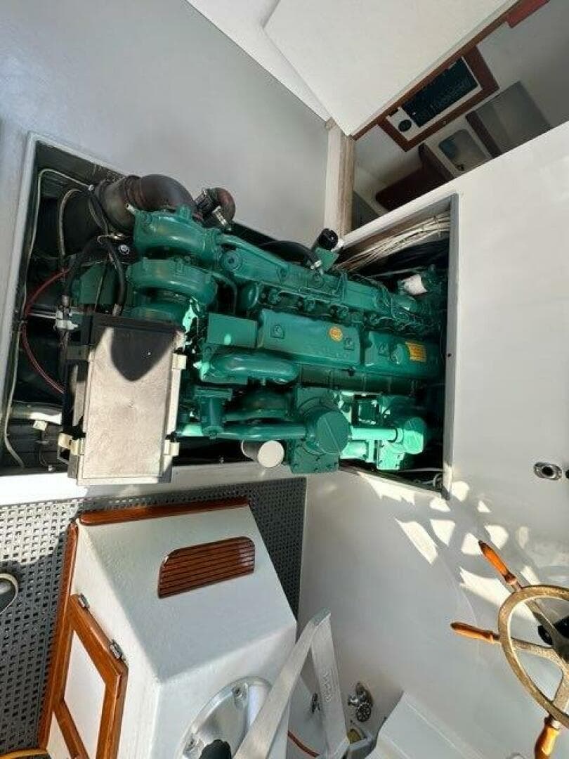 1987 Holland 32 — photo 47