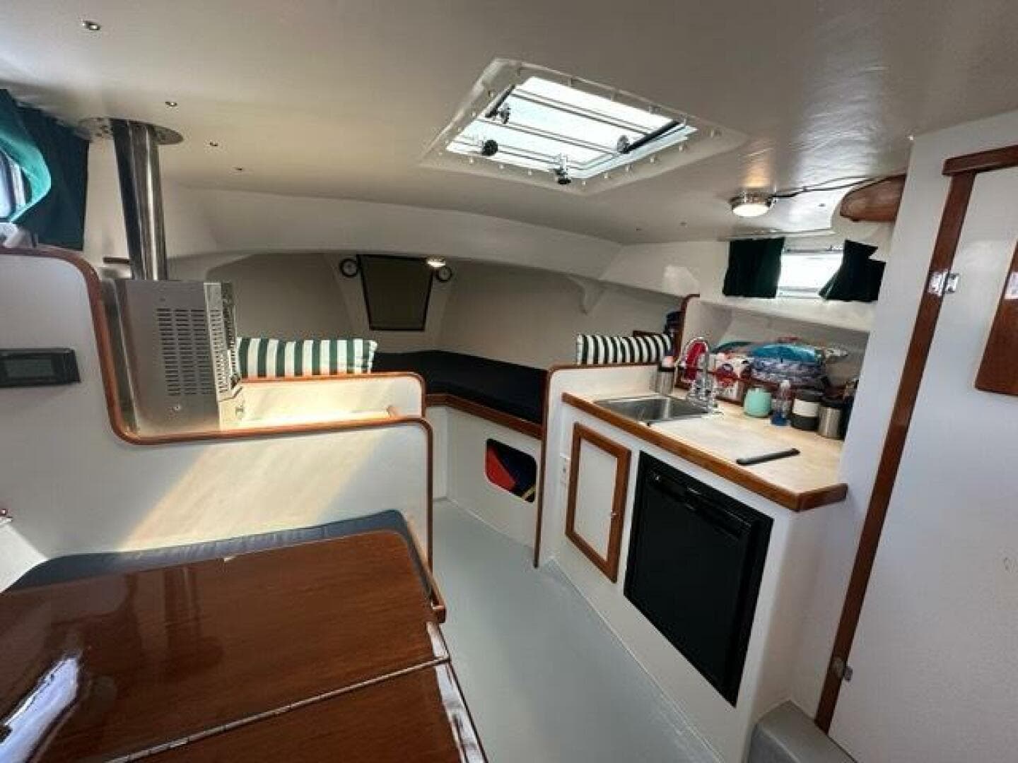 1987 Holland 32 — photo 29