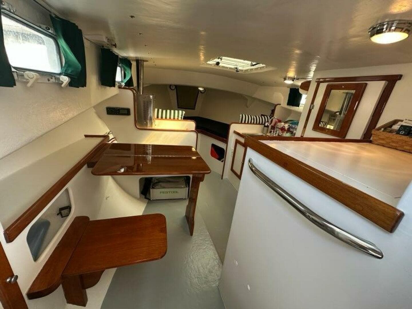 1987 Holland 32 — photo 28