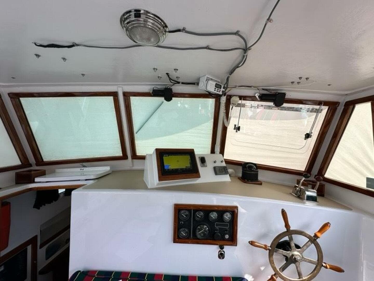 1987 Holland 32 — photo 14