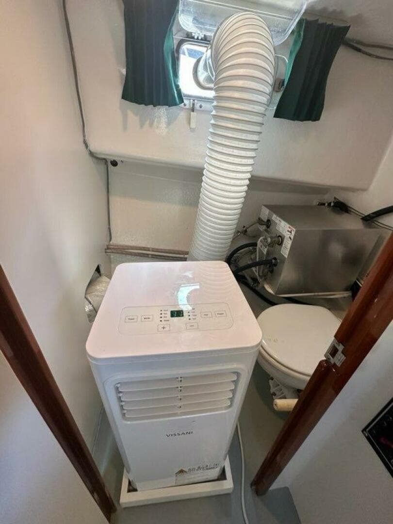 1987 Holland 32 — photo 41