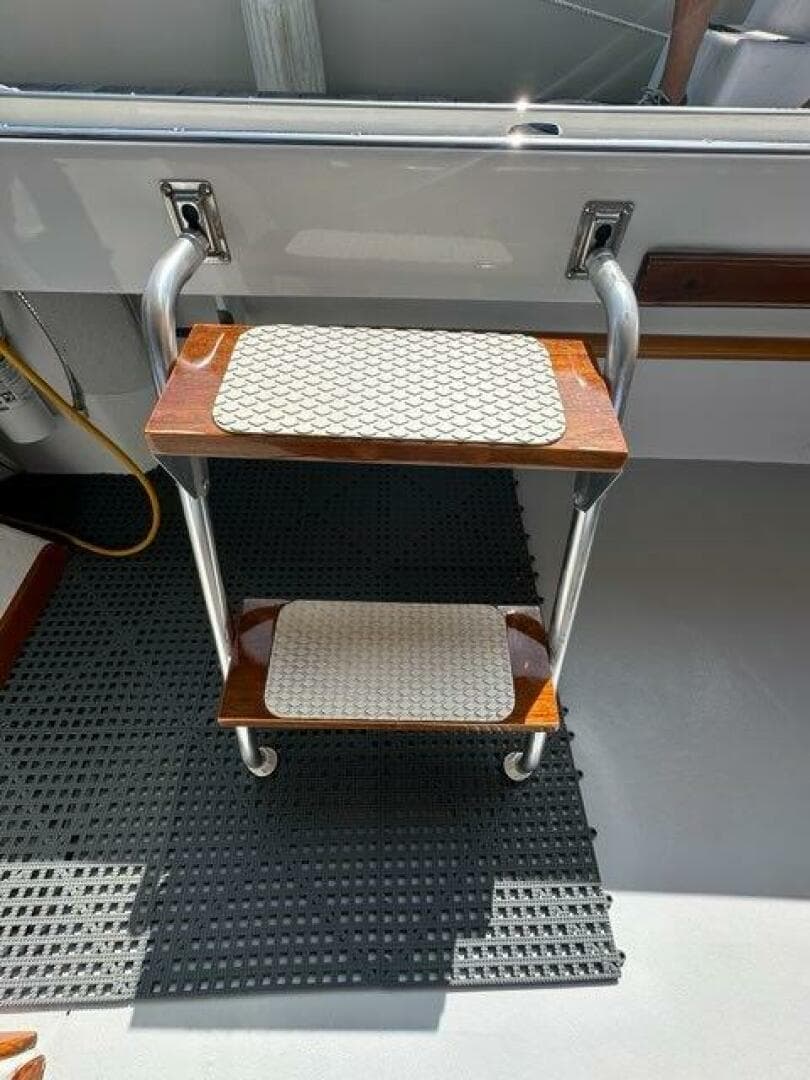 1987 Holland 32 — photo 63