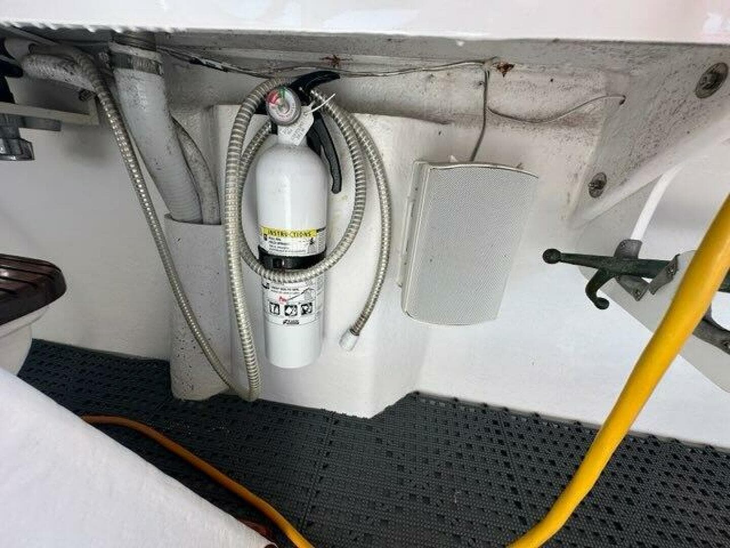 1987 Holland 32 — photo 65