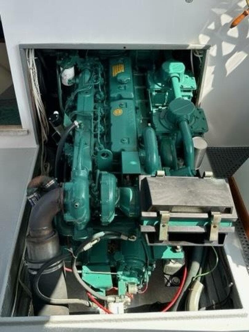 1987 Holland 32 — photo 45